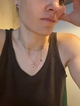 Živá chatovací místnost Ms-Lust1-