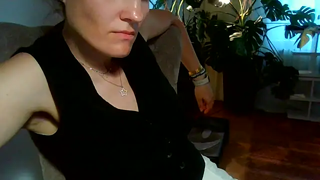 Ms-Lust1- – live chatrum