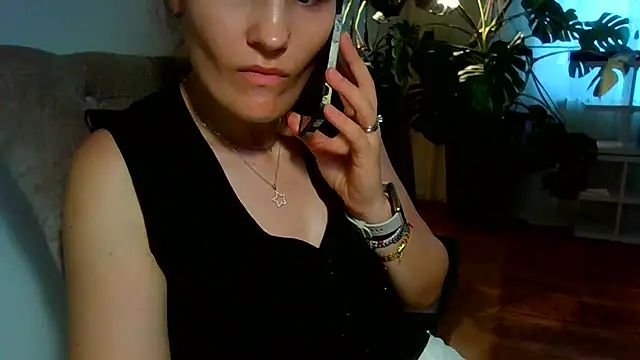 Živá chatovací místnost Ms-Lust1-