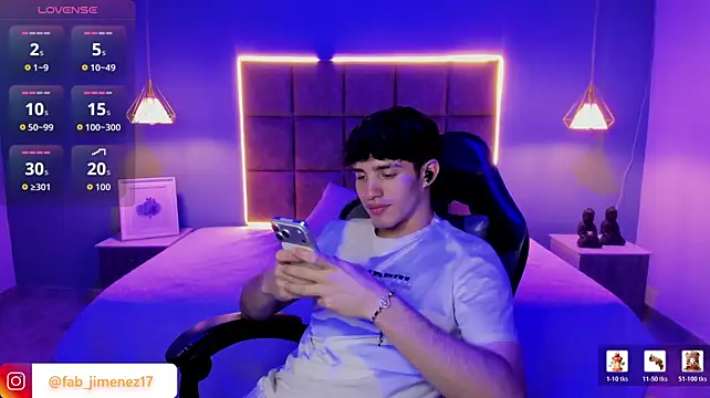 عرض كام AlejooTwink