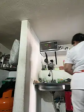Chat soba uživo modela siri_duque