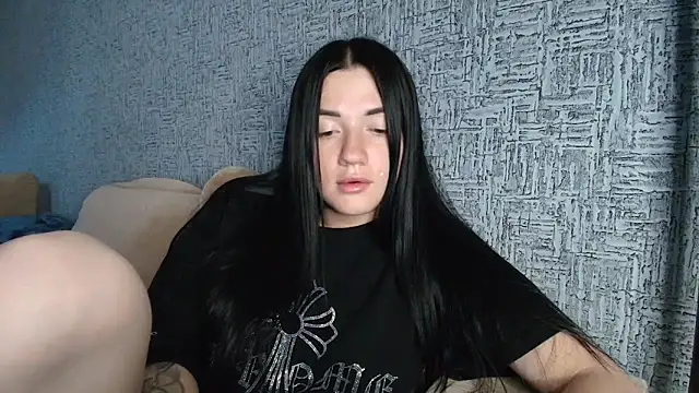חדר צ'אט בשידור חי של Liana_diva