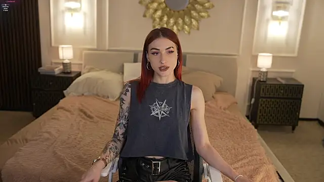 Magnetic_Mia_'s Live Chat Room
