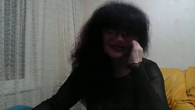 SilviaSky51's Live Chat Room