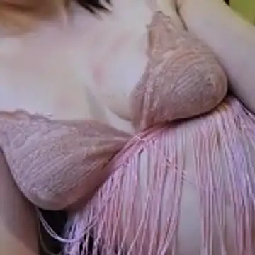 Milfhot1 Adlı Modelin Canlı Sohbet Odası