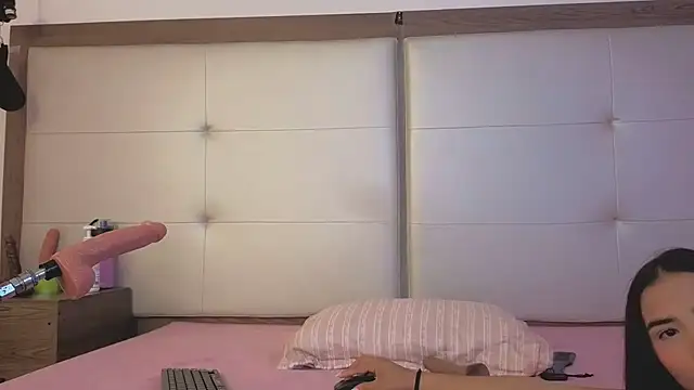 Macareena18 실시간 채팅방