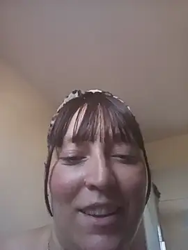 Sexyrondegirl Cameră chat live