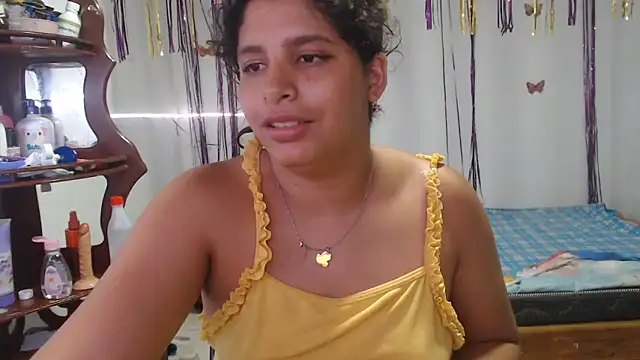 sexyhot20xxx's Live Chat Room