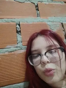 Sala de chat en directo de Luluu063i