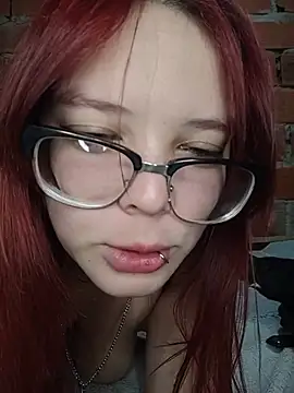 Luluu063i's Live Chat Room