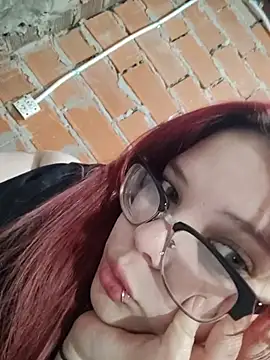 Luluu063i's Live Chat Room