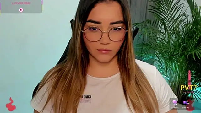 Lucia_star__ – live chatrum