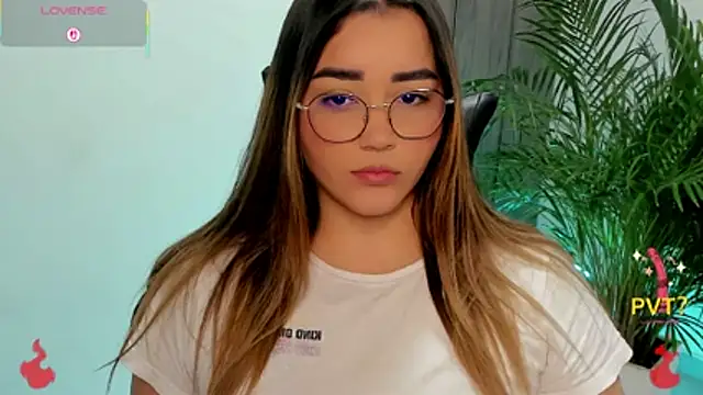 Lucia_star__ – live chatrum