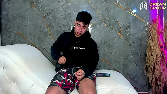 Chat ao vivo de Yourslust_