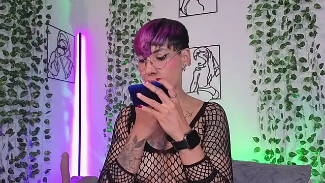 Chatroom en direct de MiaMorgan_