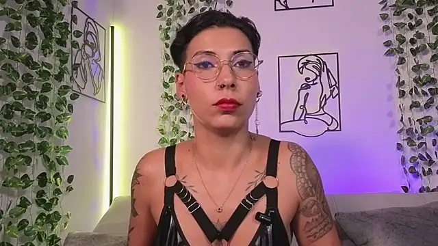 MiaMorgan_ Live Chatraum