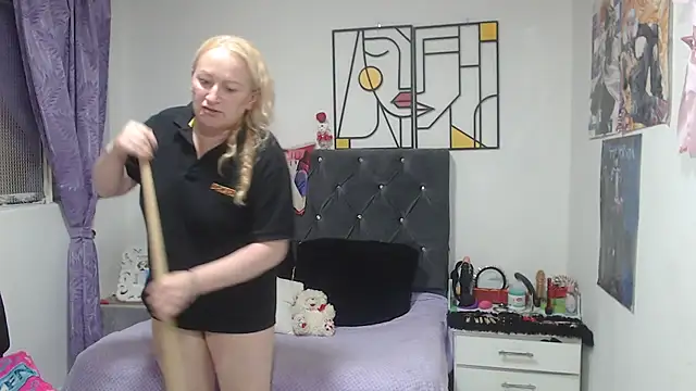 emperabigbootybigass Live Chatraum