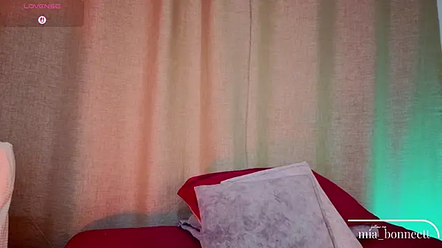 mia_bonneett Ruang Obrolan Langsung