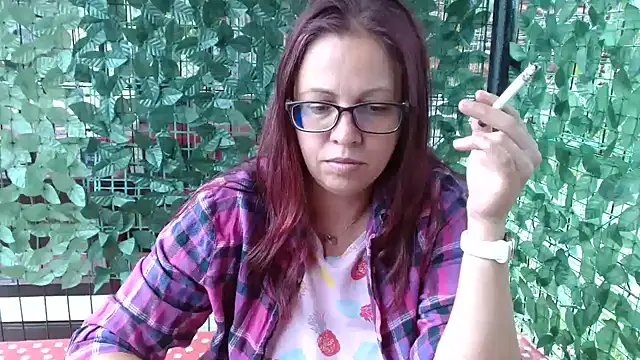 LadyHellene Ruang Obrolan Langsung
