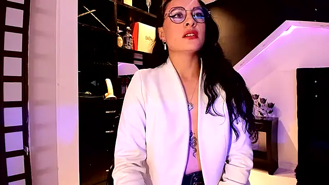 Coral_Gibson – Naživo XXX chat