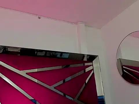 GiaFu Adlı Modelin Canlı Sohbet Odası