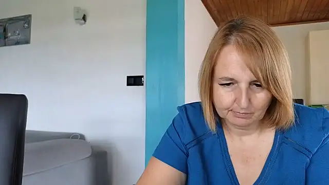 Chat soba uživo modela Sandcoq