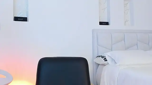Živá chatovací místnost saralife