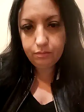 Phòng Chat Trực Tiếp Veronica-Celie