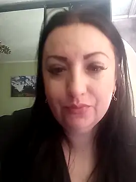 Veronica-Celie élő chatszobája