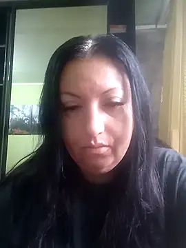 Veronica-Celie Adlı Modelin Canlı Sohbet Odası