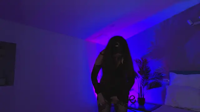 חדר צ'אט בשידור חי של L1ittle_kitty_