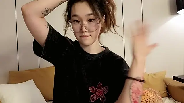 Jennatyan – live chatrum
