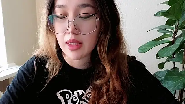 Jennatyan Adlı Modelin Canlı Sohbet Odası