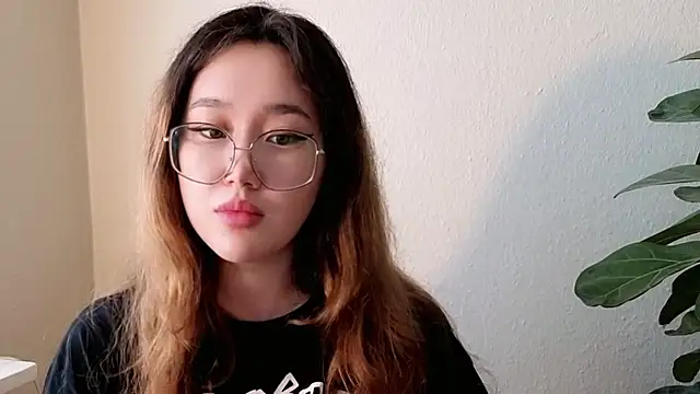 Jennatyan – live chatrum