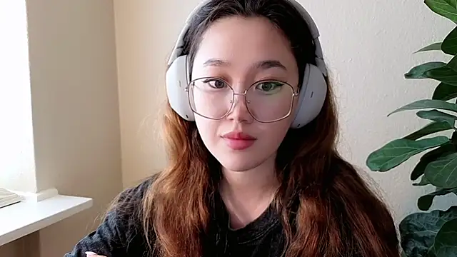 Jennatyan – live chatrum