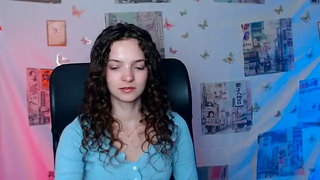 חדר צ'אט בשידור חי של _SusieSu_