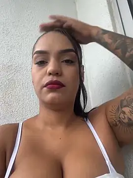 Sara-77 Cameră chat live