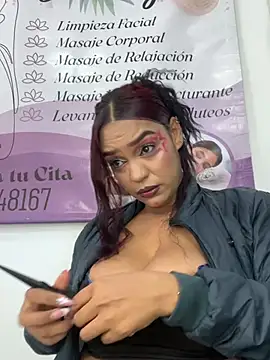 Sara-77 – live chatrum