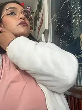 Živá chatovací místnost Sara-77