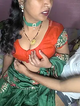 Secret_Couple_X Adlı Modelin Canlı Sohbet Odası