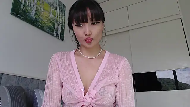 MiaRie Adlı Modelin Canlı Sohbet Odası