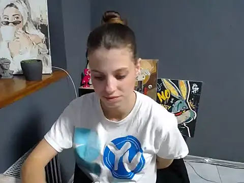 غرفة دردشة felicity_gold المباشرة