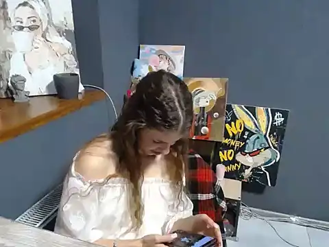 felicity_gold Adlı Modelin Canlı Sohbet Odası