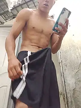 tayson_ élő chatszobája