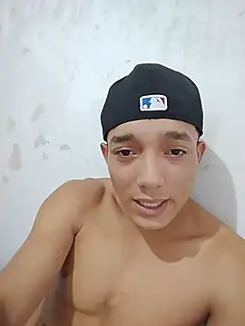 Pokój czatu na żywo – tayson_