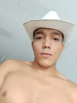 Chat soba uživo modela tayson_