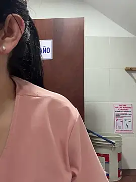 Phòng Chat Trực Tiếp Dr_Nathalia_28