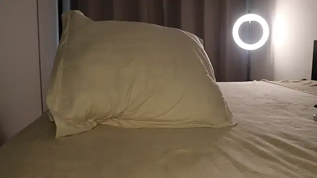 IvyKaelani Cameră chat live