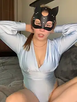 Mia_harmati live-chat rom