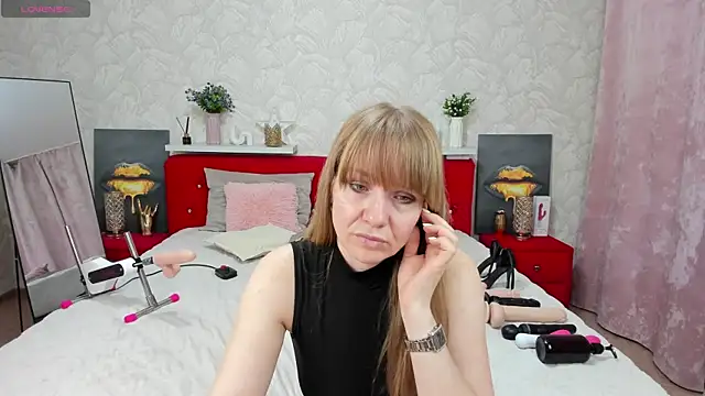 KattyPeachX – Naživo chatovacia miestnosť
